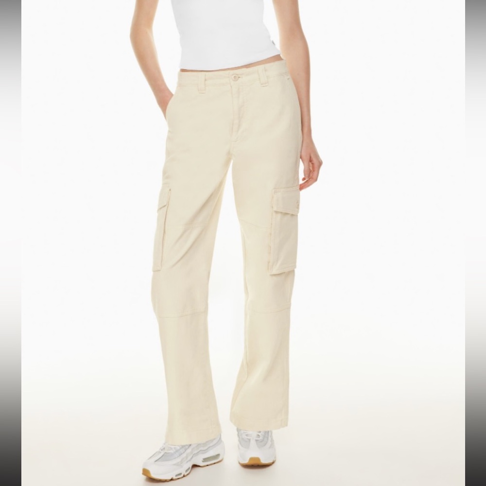 Wilfred Free cream cargo pant
